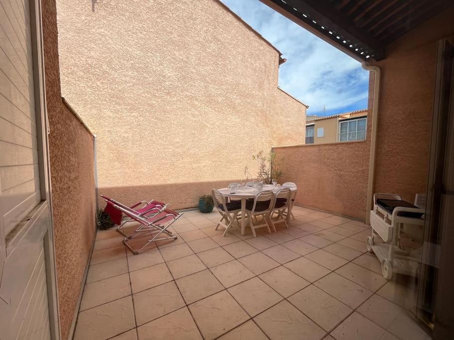 Charmant Pavillon Pour 5-6 Pers. Agde Exterior foto
